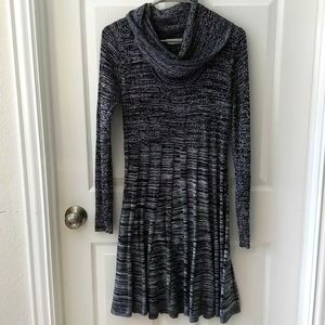 Calvin Klein Black & White marbled Cowl Neck Long-Sleeved Seater Dress Large